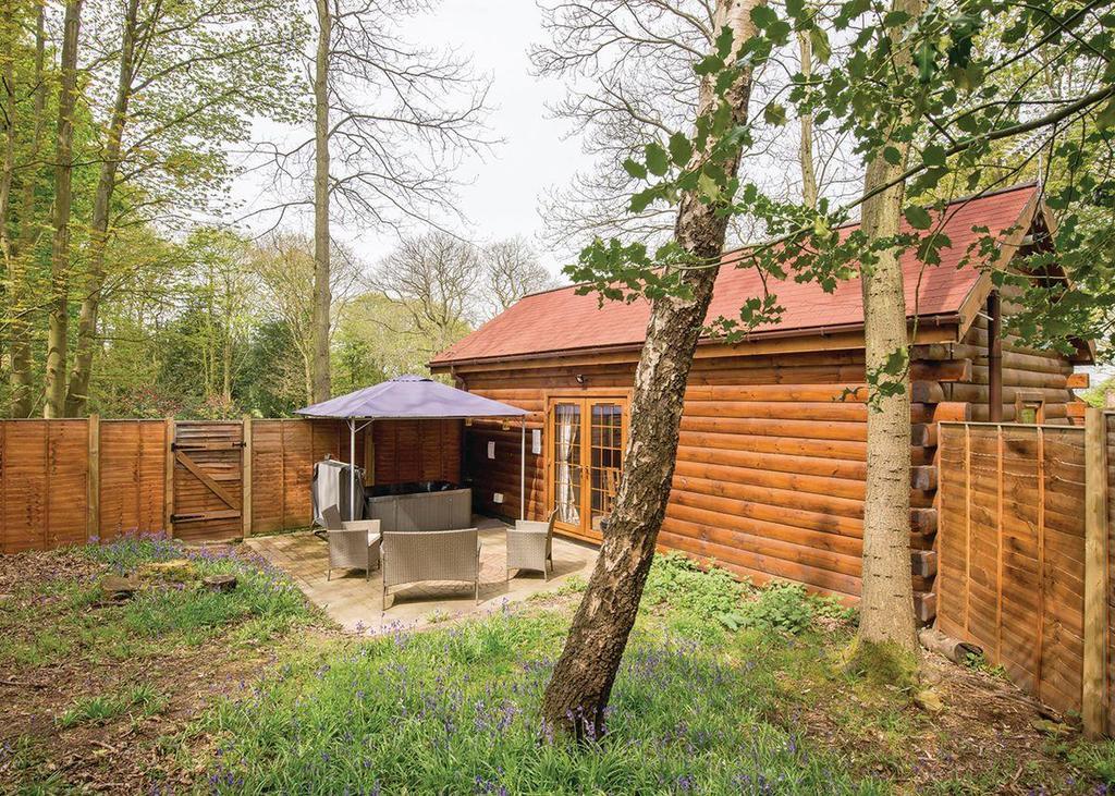 Redbrick Lodges Clipstone Экстерьер фото